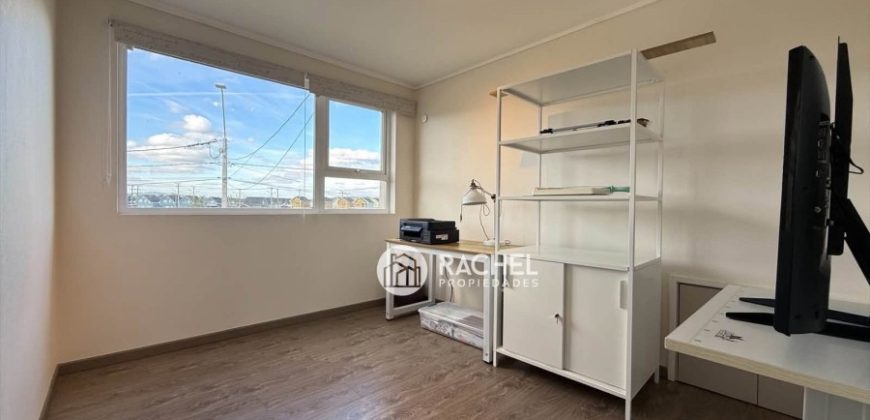 SE VENDE HERMOSA CASA CON GRAN TERRENO- Condominio Mediterráneo