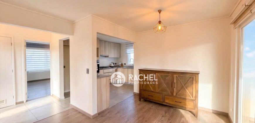 SE VENDE HERMOSA CASA CON GRAN TERRENO- Condominio Mediterráneo