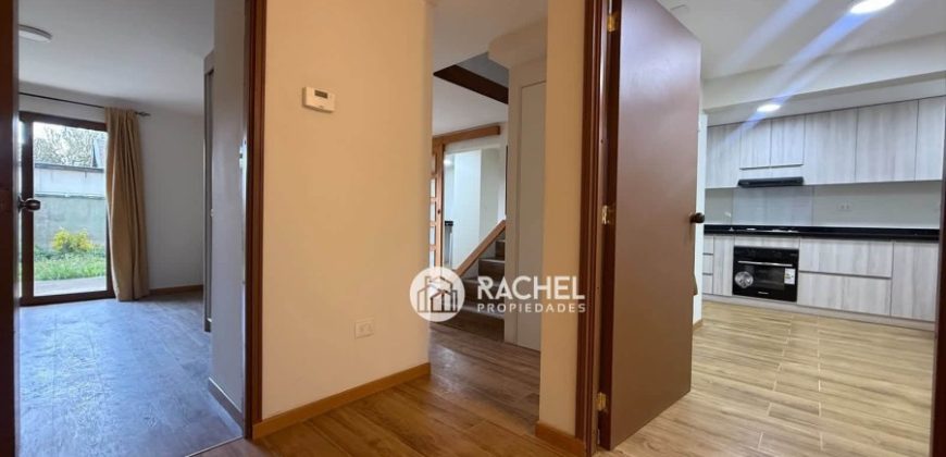 SE VENDE IMPECABLE CASA REMODELADA- Sector Villa Cataluña