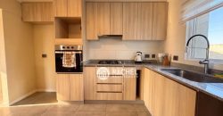 SE VENDE HERMOSA CASA CON GRAN TERRENO- Condominio Mediterráneo