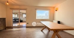 SE VENDE HERMOSA CASA CON GRAN TERRENO- Condominio Mediterráneo
