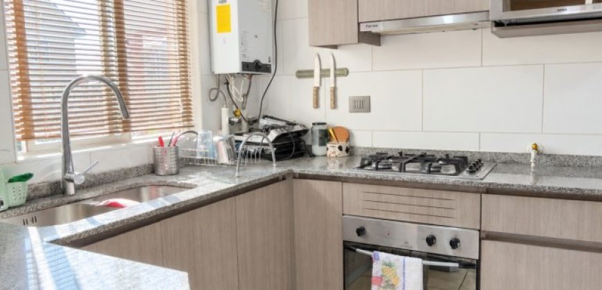 CASA EN VENTA 4 DORMITORIOS 3 BAÑOS CONDOMINIO LAS ARAUCARIAS