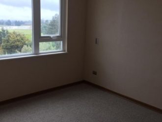Departamento 2 dormitorios, 2 baños, estacionamiento y bodega