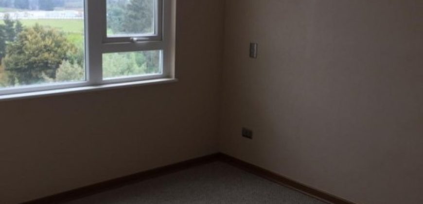 Departamento 2 dormitorios, 2 baños, estacionamiento y bodega