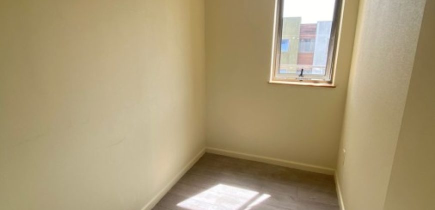 Departamento 3 dormitorios, 1 baño, estacionamiento