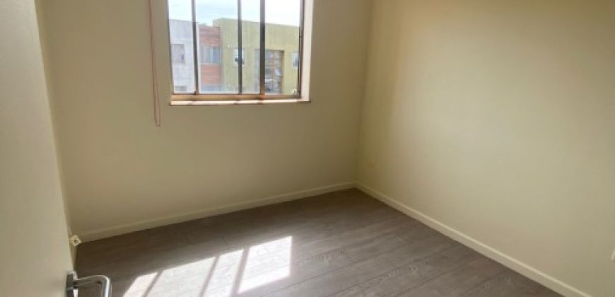 Departamento 3 dormitorios, 1 baño, estacionamiento