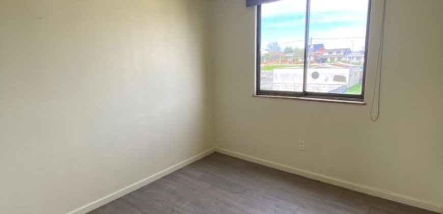 Departamento 3 dormitorios, 1 baño, estacionamiento