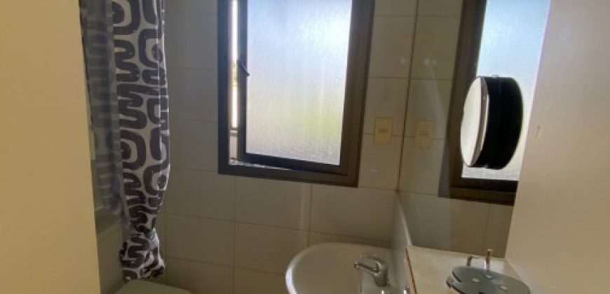 Departamento 3 dormitorios, 1 baño, estacionamiento