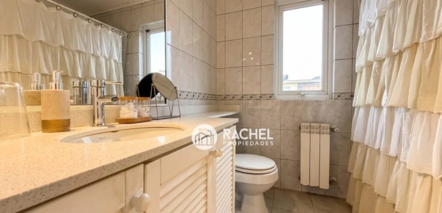 Se Arrienda Casa con 4D- Quincho y Piscina en Pasaje Cerrado – Barrio Inglés 