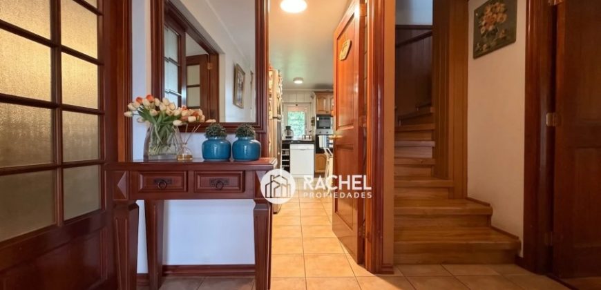 Se Arrienda Casa con 4D- Quincho y Piscina en Pasaje Cerrado – Barrio Inglés 