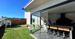 SE VENDE ESPECTACULAR CASA CON ALTA EFICIENCIA ENERGÉTICA- Sector Poniente