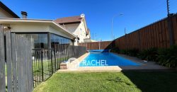 SE VENDE ESPECTACULAR CASA CON ALTA EFICIENCIA ENERGÉTICA- Sector Poniente