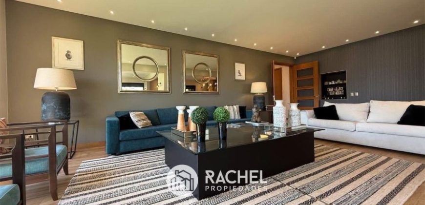 SE VENDE MARAVILLOSA CASA MEDITERRANEA CON GRAN TERRENO EN CONDOMINIO- Lomas del Carmen