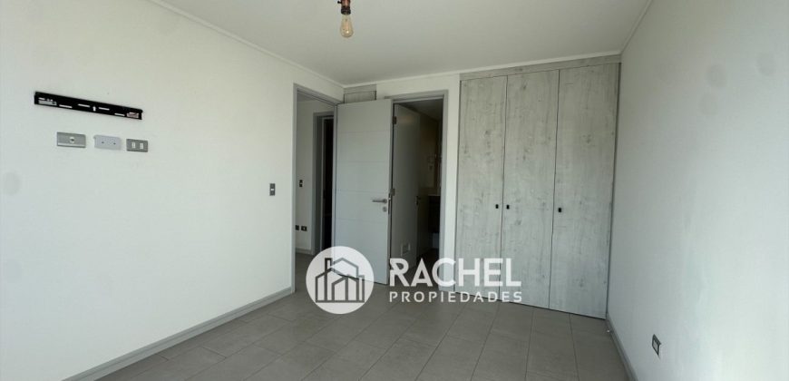 EN VENTA DEPARTAMENTO DE DOS DORMITORIOS ESTACIONAMIENTO Y BODEGA