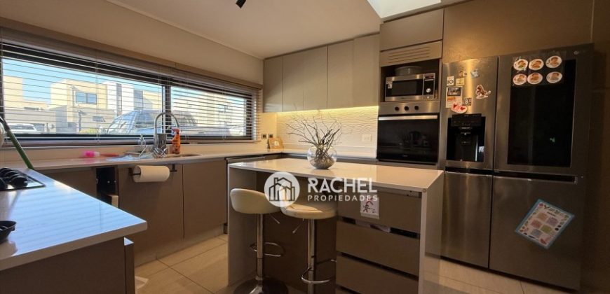 SE VENDE HERMOSA CASA AMPLIADA – Condominio Belo Horizonte