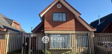 SE VENDE LINDA CASA AMPLIADA CON QUINCHO – Barrio Los Arquitectos