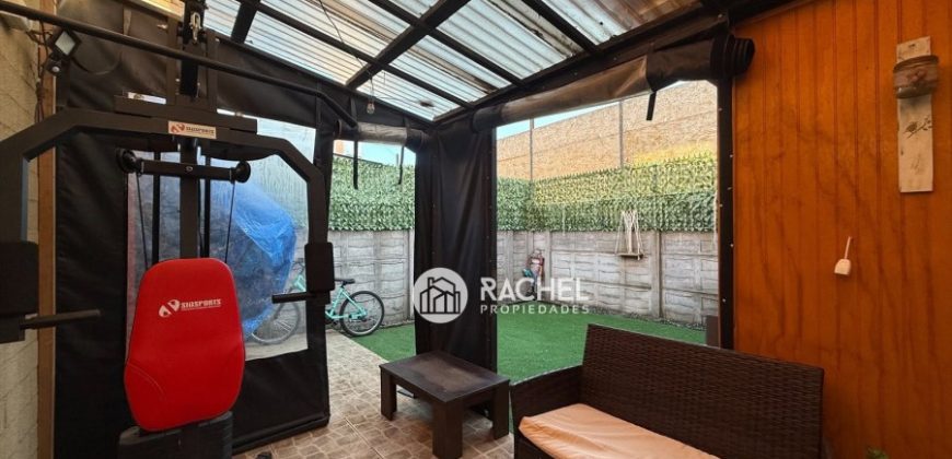 SE VENDE LINDA CASA AMPLIADA CON QUINCHO – Barrio Los Arquitectos