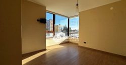 VENTA DPTO SEMINUEVO 2DORMITORIOS EN CENTRO LYNCH II CON ESTACIONAMIENTO