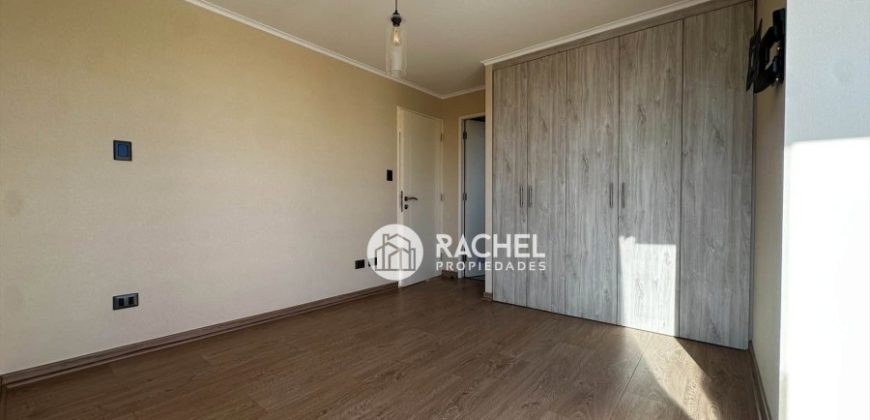 VENTA DPTO SEMINUEVO 2DORMITORIOS EN CENTRO LYNCH II CON ESTACIONAMIENTO