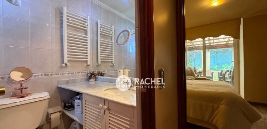 SE VENDE LINDA CASA EN SECTOR BARRIO INGLÉS
