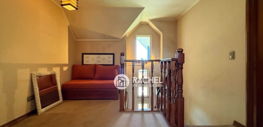 SE VENDE LINDA CASA EN SECTOR BARRIO INGLÉS